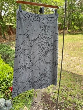 Ava & Viv Gray Maxi Skirt with Black Script Pattern